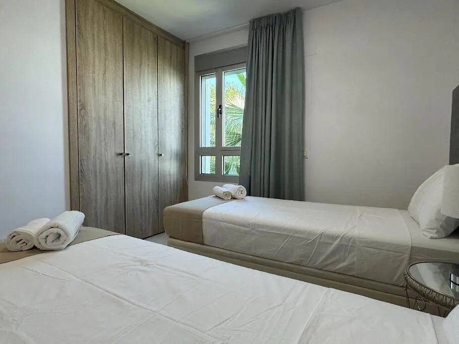 Luxury 3 Bedrooms Apartment In Royal Banus! Marbella